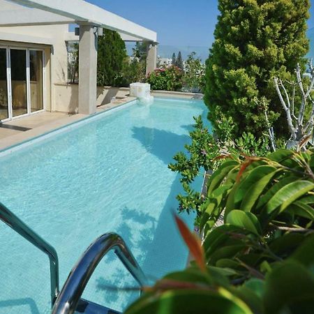Апартаменты Huge Penthouse With Private Pool Пафос Экстерьер фото